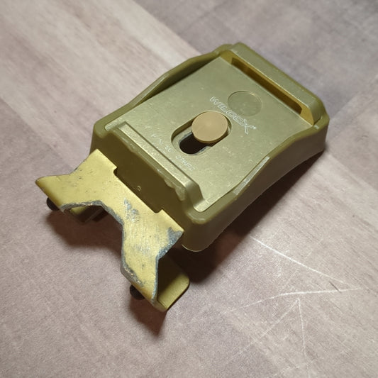 Wilcox L4 1-Hole Shroud (Used)