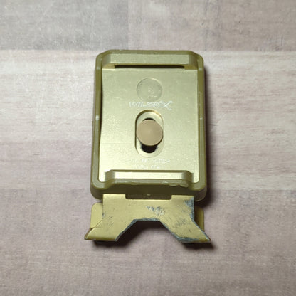 Wilcox L4 1-Hole Shroud (Used)